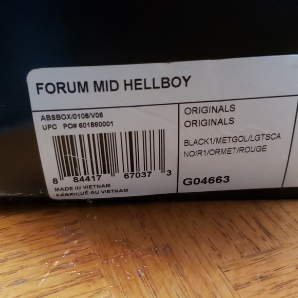 adidas forum mid hellboy